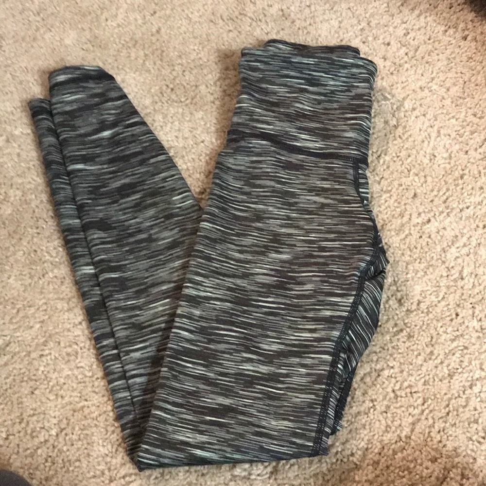 Different color green leggings, spandex
